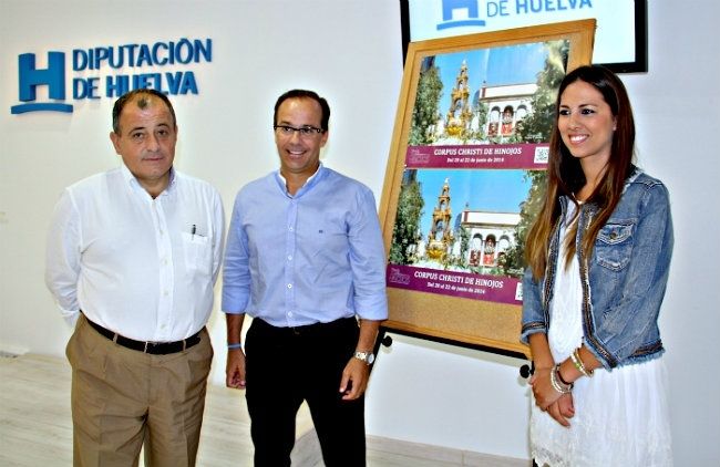 17.000 eucaliptos adornarán las calles de Hinojos para festejar el Corpus Christi este fin de semana