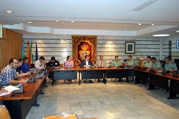 La Junta Local de Seguridad de Punta Umbría acuerda ofrecer mayor información en la playa de La Bota