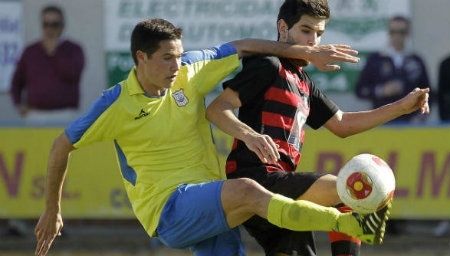 El portero Nico y el delantero Rubén Sánchez, nuevos fichajes del San Roque