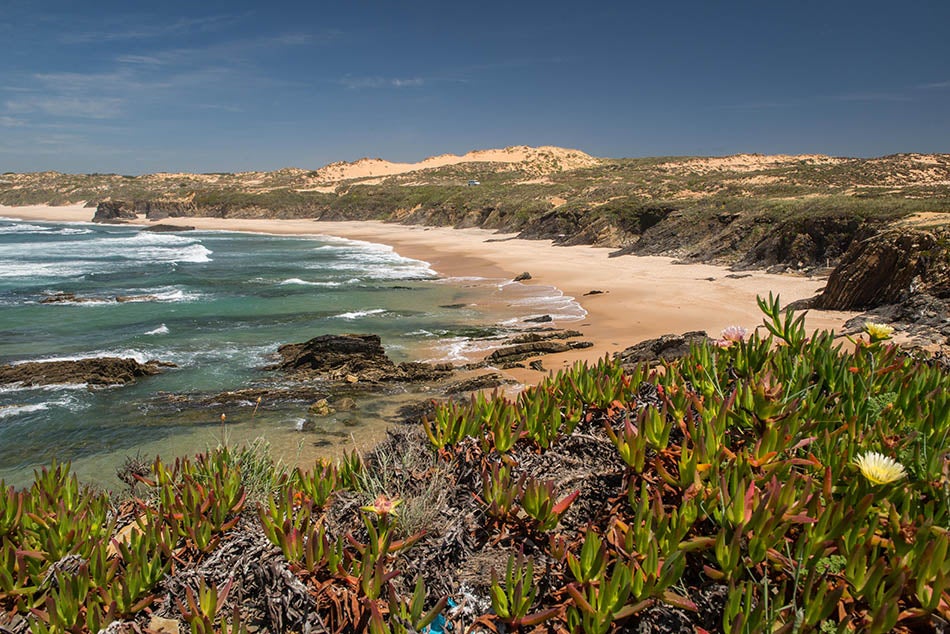 Praia do Almograve