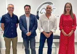 Bella Verano se interesa por las demandas de los empleados públicos y ofrece al PP como aliado