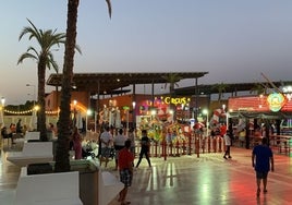 ¿Qué se puede hacer en el Centro Comercial Punta Almenara de Punta Umbría?: estos son sus bares, comercios y locales de ocio