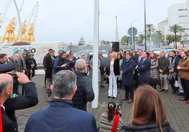 La Junta pide en Huelva «respeto» para Andalucía en el Día de la Bandera