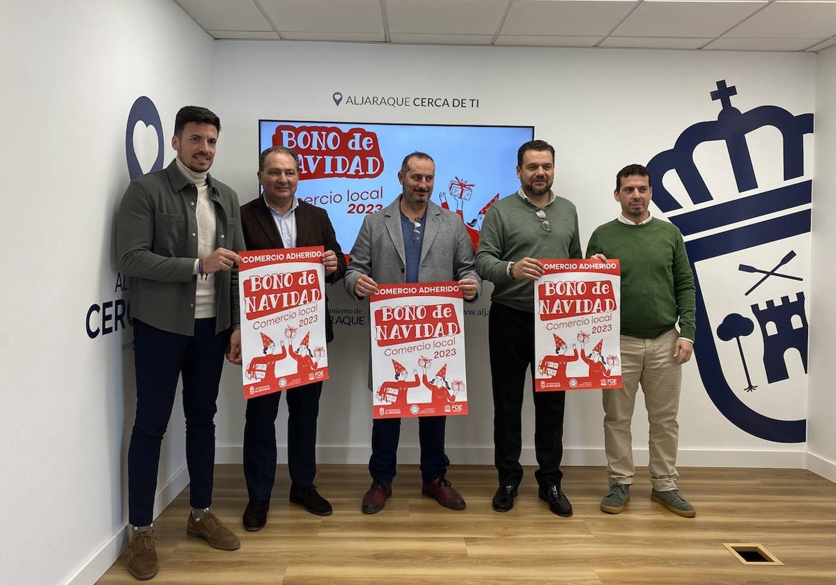 La presentación de la campaña de comercio local Bono de Navidad en el Ayuntamiento de Aljaraque