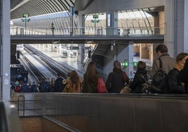 Retrasos en la relación de trenes Madrid-Andalucía por una avería en Toledo