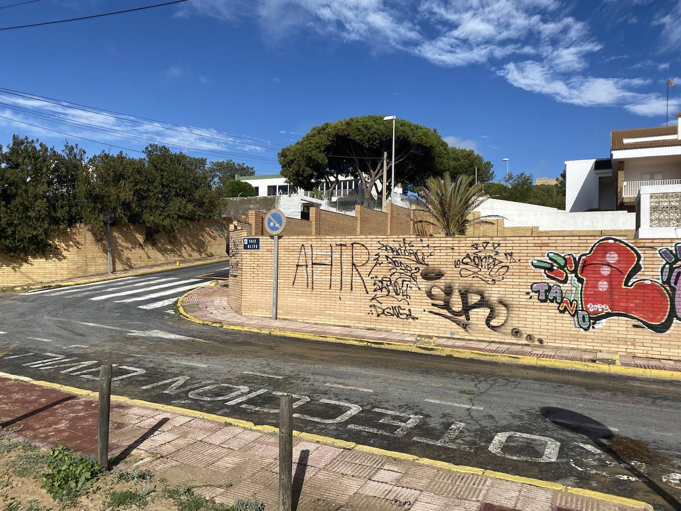 Este es el peligroso estado de los accesos a la playa de El Portil