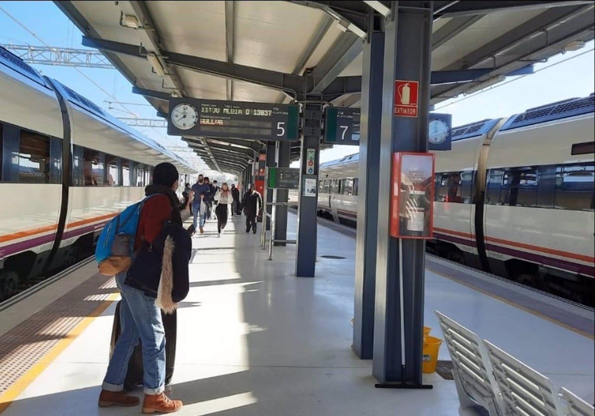 La estación de tren de Renfe en Huelva capital