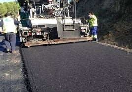 Cortada al tráfico la carretera entre El Castillo de las Guardas y Nerva que conecta las provincias de Sevilla y Huelva