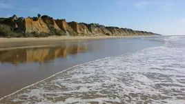 La playa de Huelva que tiene uno de los nombres más raros de España