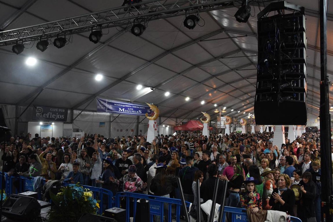 Sigue la fiesta y el ambientazo en la Feria de la Gamba de Punta Umbría. Estos son los conciertos del sábado