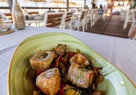 El espectacular restaurante que se encuentra en plena playa junto a El Portil