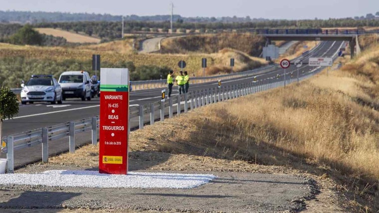 Puesta en servicio de la variante Beas-Trigueros en la N-435