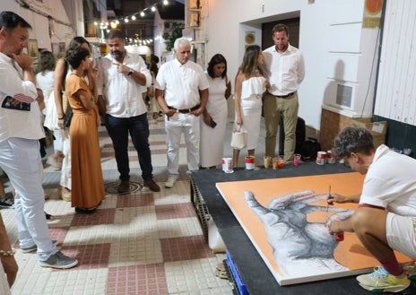 Imagen secundaria 1 - La IX Noche en Blanco llena de público el centro de Cartaya