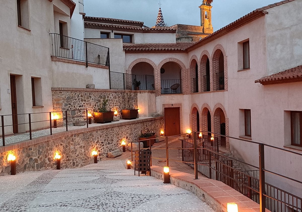 Esta es la Casa Palacio del siglo XVIII donde alojarse durante una una escapada romántica por la Sierra de Huelva