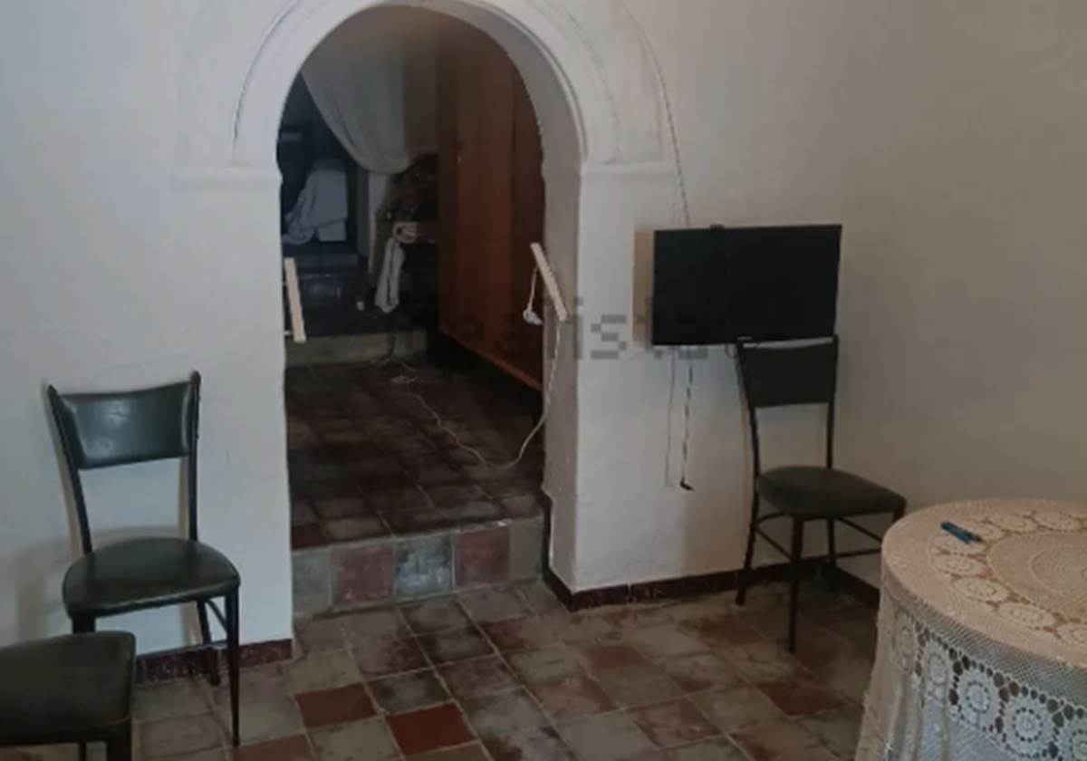 Interior de la casa que sale a la venta por menos de 25.000 euros en uno de los pueblos más bonitos de Huelva