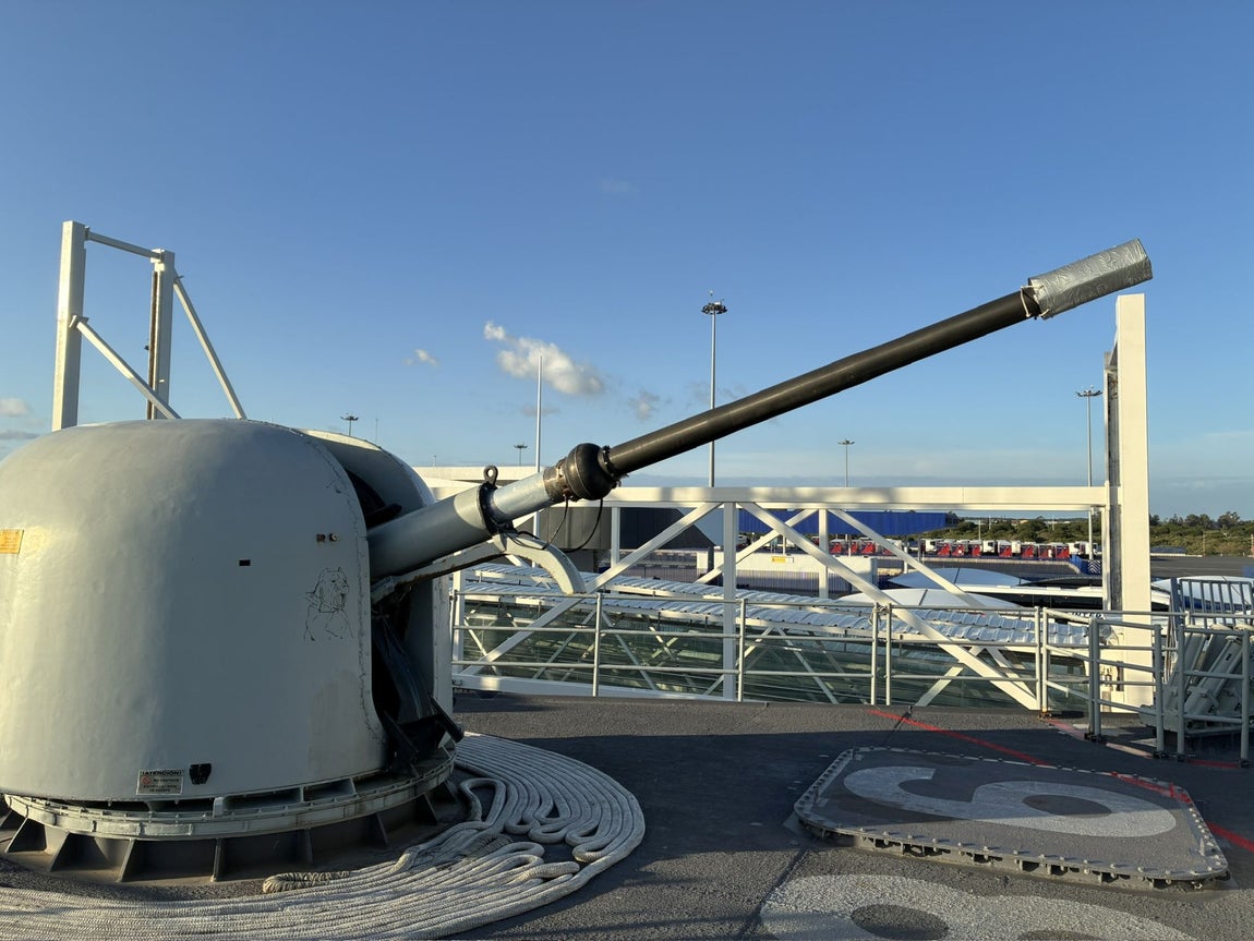 La escala en Huelva de la Fragata Canarias, en imágenes