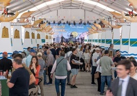 La carpa que acogió la feria, el día de su inauguración