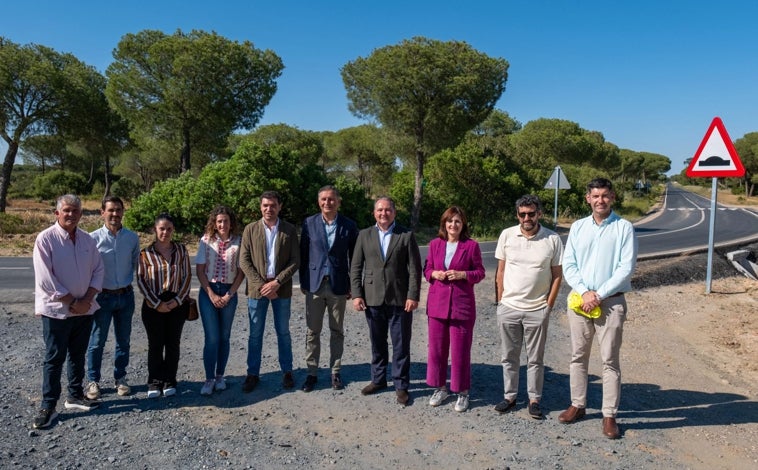 Imagen principal - La Diputación de Huelva pone en servicio la carretera de acceso al CEUS