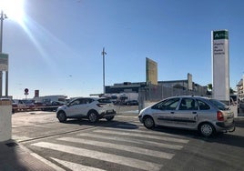La Lonja Pesquera de Punta Umbría se suma a las bolsas de aparcamiento regulado para los fines de semana de todo el año