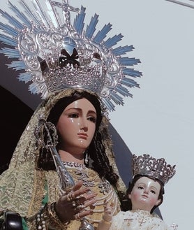 Imagen secundaria 2 - Cuenta atrás para la Romería de Clarines: La Virgen ya está en Beas