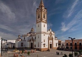 Denuncian que Rociana se queda sin servicio de ambulancia