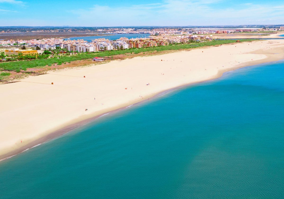 Imagen aérea de la playa de Isla Canela