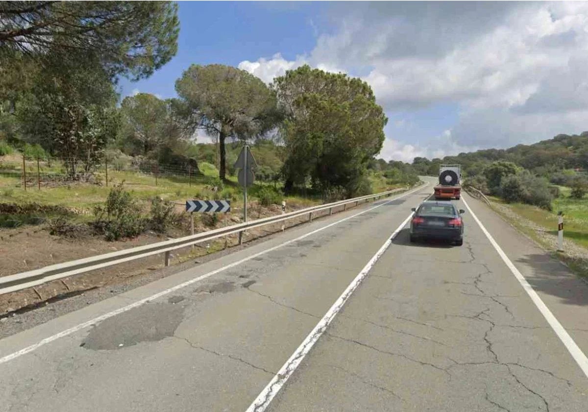 Uno de los tramos en peores condiciones de la N435