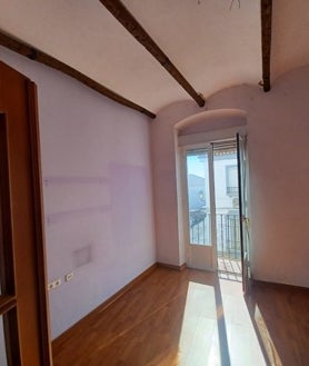 Imagen secundaria 2 - Sale a la venta un piso en Ayamonte por menos de 50.000 euros: se encuentra al lado del río y tiene más de 80 metros cuadrados