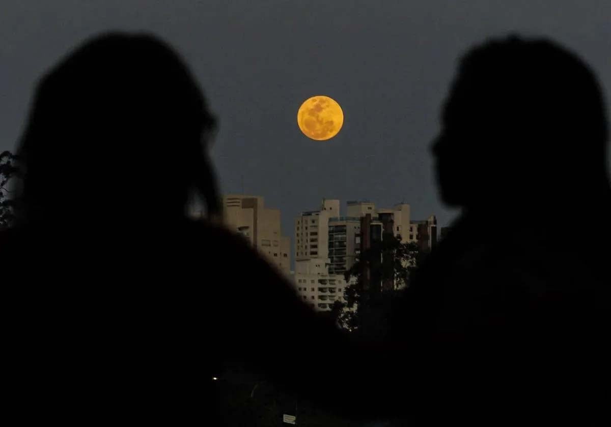 La superluna podrá observarse desde cualquier punto despejado de España
