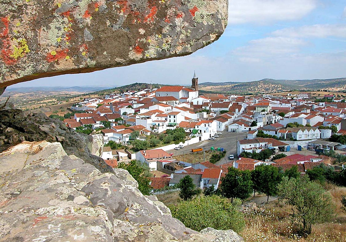 Encinasola desde la Peña
