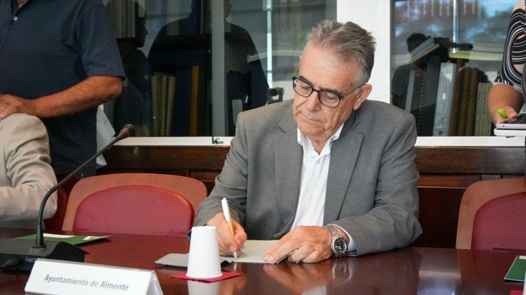 Francisco Bella, alcalde de Almonte