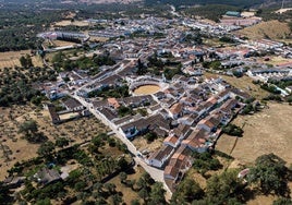 El pueblo 'mágico' de Huelva que tienes que visitar en Navidad: tiene uno de los belenes vivientes más bonitos de España