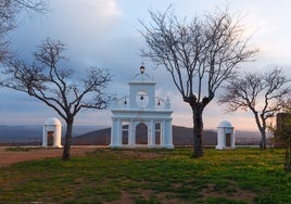Esta es la ruta que tienes que hacer para ver los paisajes más bonitos de la Sierra de Aracena: tiene una duración de tres horas
