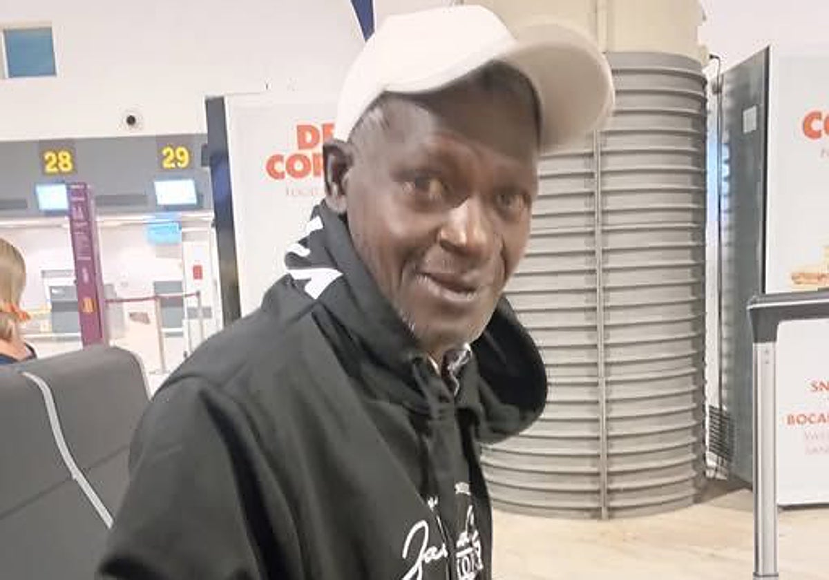 La persona que ha sido trasladada desde Bonares hasta Senegal para estar junto a su familia
