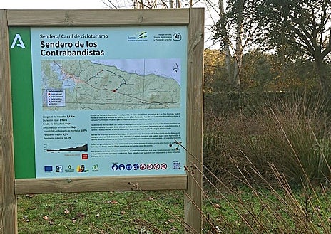 Imagen secundaria 1 - Corta de la mina Teuler, sendero de los contrabandistas y la cruz del paseo de la ermita
