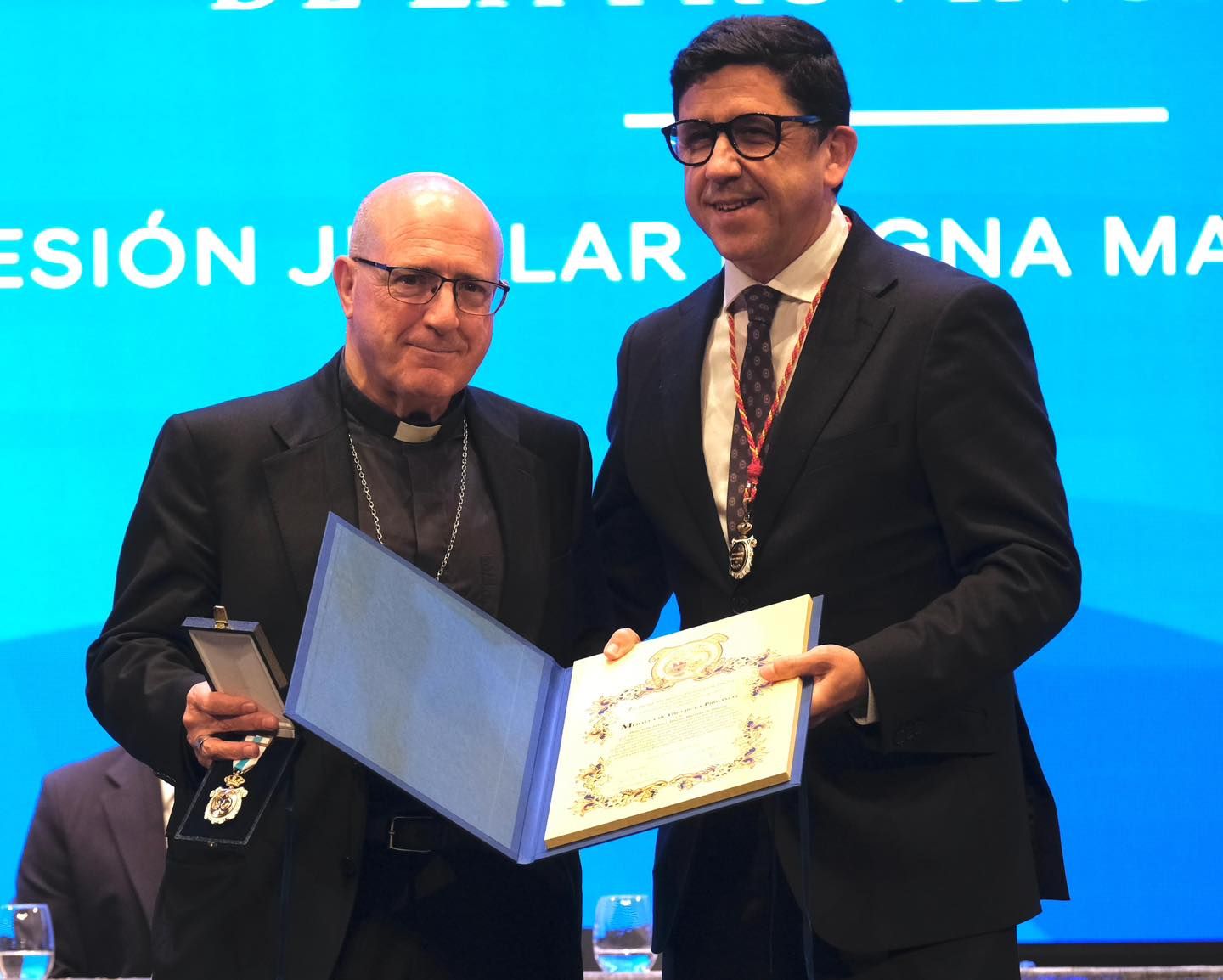 Las imágenes de la entrega de las Medallas de Oro de la Provincia de Huelva 2025