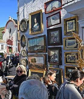 Imagen secundaria 2 - Imágenes que ha dejado la concurrida feria este domingo
