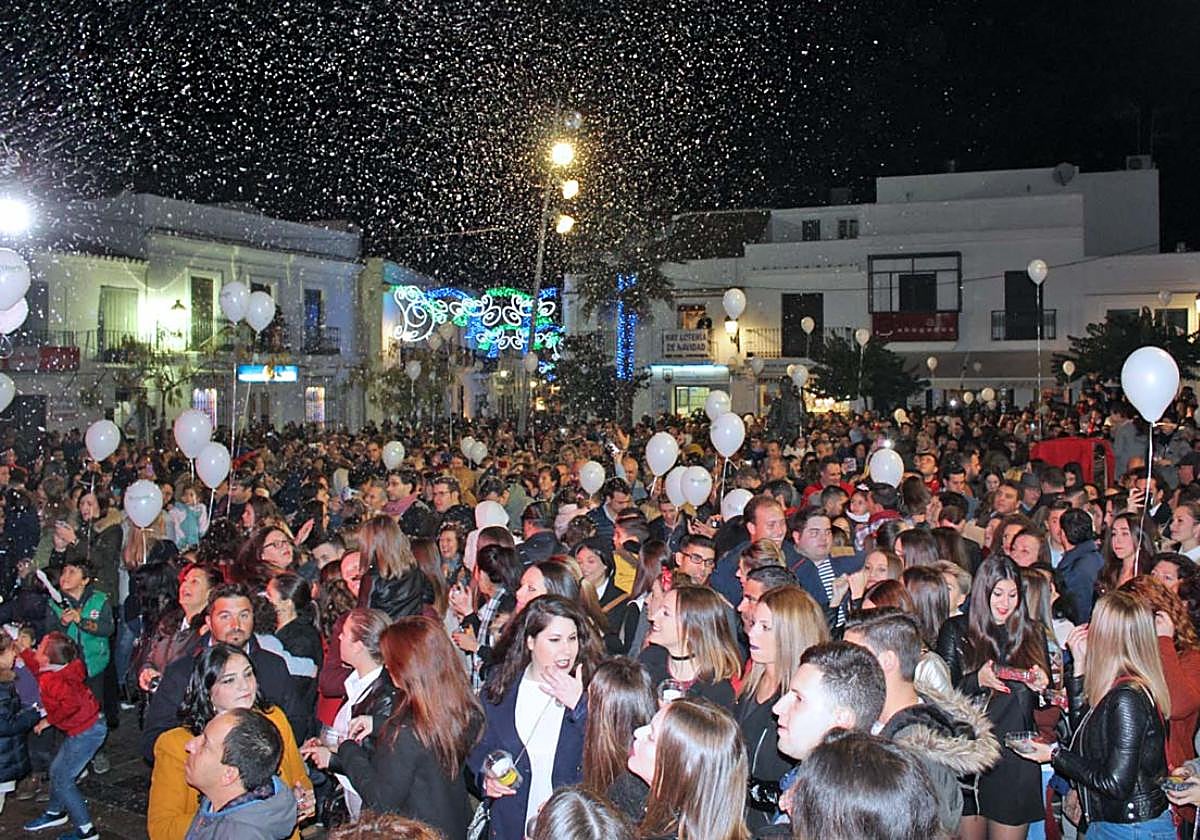 Imagen de una 'nevada' navideña en Moguer