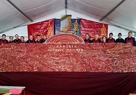Un pueblo de la Sierra de Huelva servirá este fin de semana la ración de jamón ibérico más grande del mundo en su Feria Gastronómica