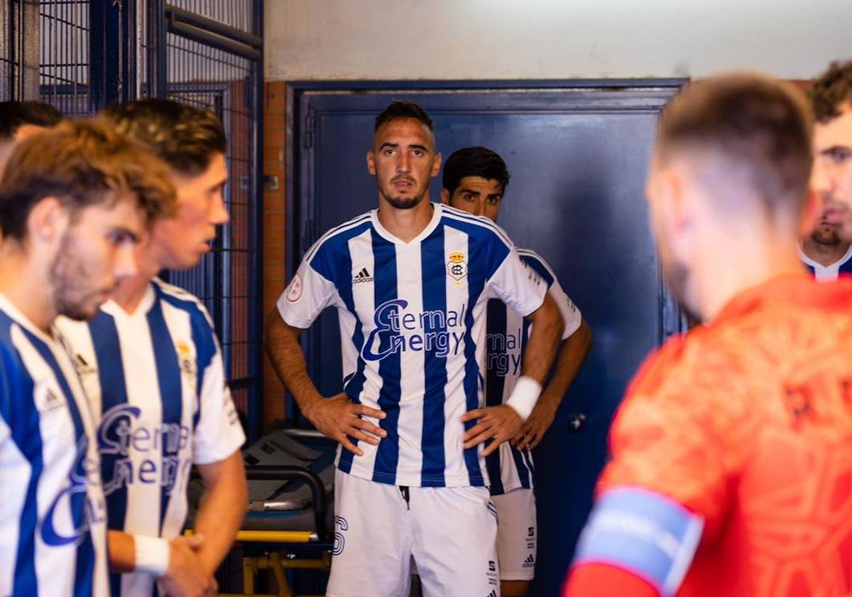 Pablo Caballero concentrado antes de un partido