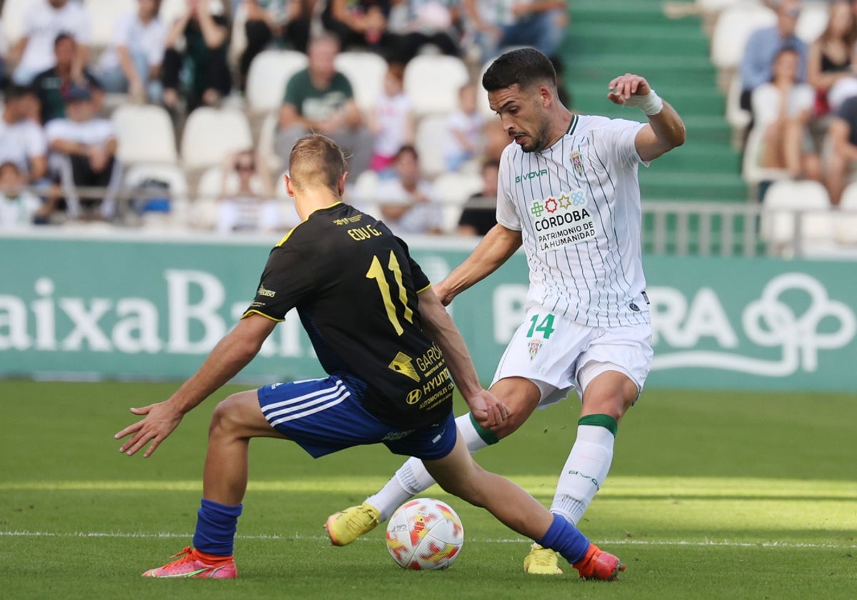 José Alonso durante un partido disputado esta temporada por el Córdoba en El Arcángel