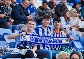 El Recreativo supera los 3.000 abonados e inicia los reconocimientos médicos a la plantilla