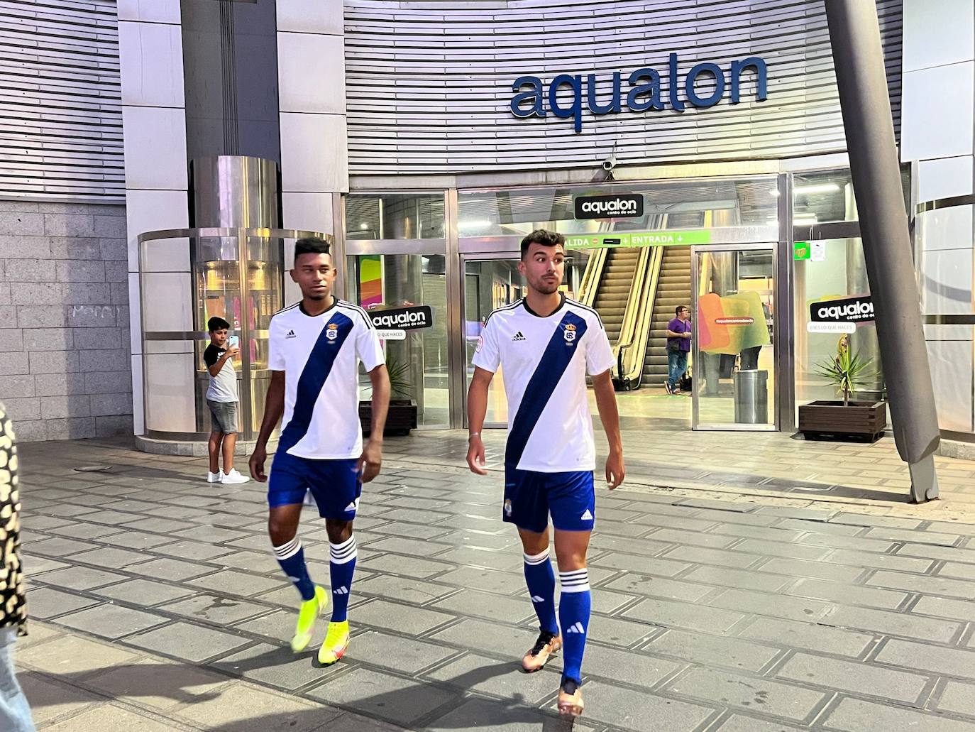 Todas las imágenes del acto de presentación de las equipaciones del Recreativo de Huelva