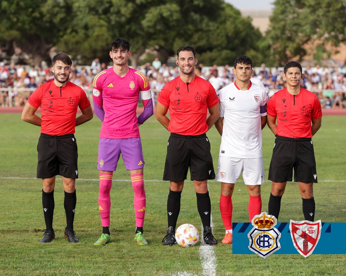 Gran ambiente en Punta Umbría para ver el Recreativo-Sevilla Atlético