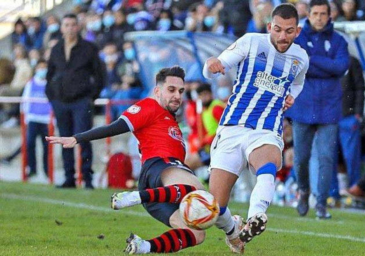 Dani Sales, en un partido con el Recreativo de Huelva