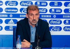 Óscar Arias: «Abel Gómez ya ha disipado todas las dudas en cuanto al juego que ofreció el Recreativo la temporada pasada»