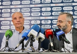 Dani Alejo se carga al entrenador del Melilla nada más aterrizar en el cargo