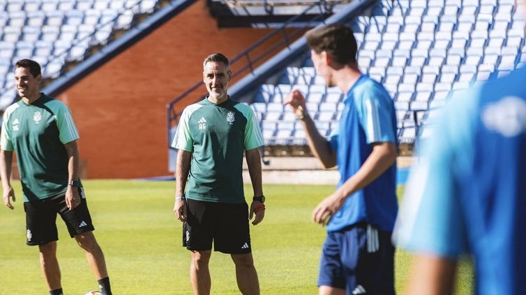 Abel Gómez ya le ha comunicado al club qué perfiles de jugadores quiere para reforzar el plantel
