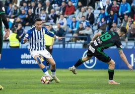 Iago Díaz avisa: «Nos tendremos que adaptar al campo del Alcoyano, que es más pequeño y habrá muchas disputas»