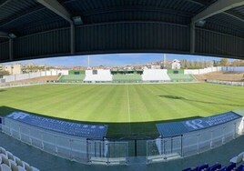 Dónde ver Antequera - Recreativo de Huelva: canal de TV y streaming online del partido de Primera RFEF 2023-2024